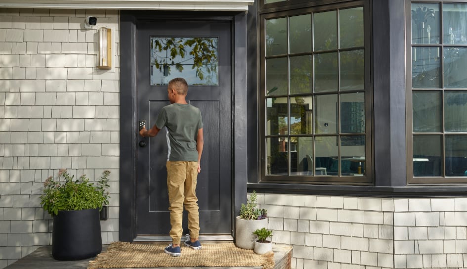 Vivint Smart Lock on home in Flint